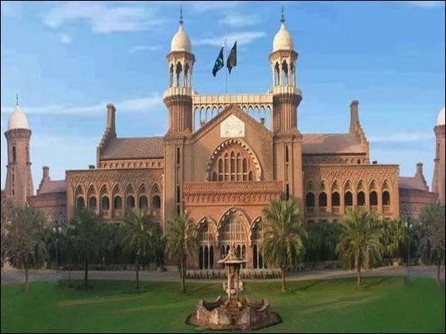 LHC directs PM Office to bar spy agencies including ISI from contacting judges
