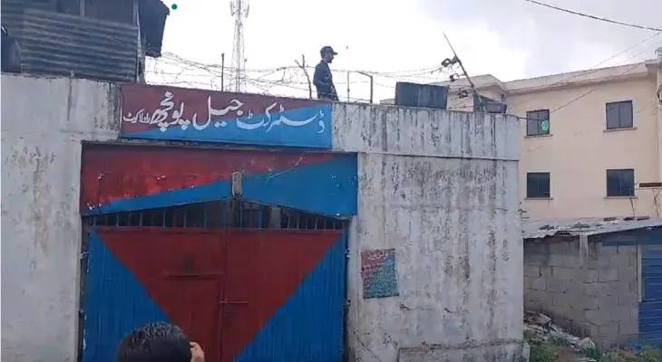 20 inmates escape from Rawalakot Jail; one killed in police shootout