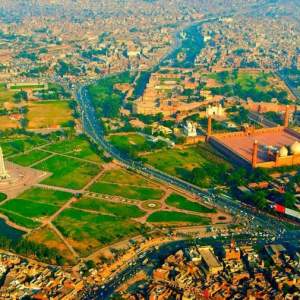 aerial-view-of-badshahi-mosque-minar-e-pakistan-lahore