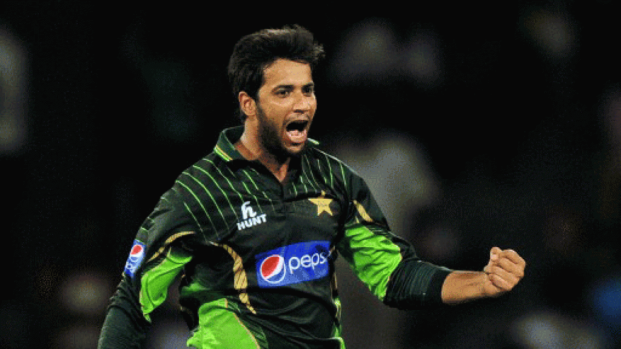 Fans of Imad Wasim received this message by the injured cricketer straight from hospital