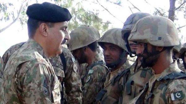 Nadeem Rwp Rawalpindi Corps Commander Lt Gen Nadeem Raza meets troops deployed at ...