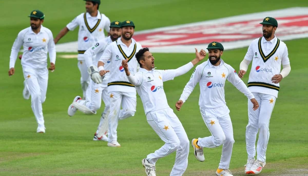 Pakistanβs Babar Azam and Mohammad Abbas move up Test rankings