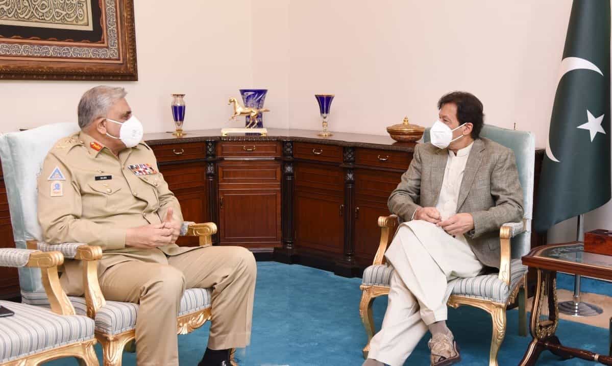 PM Imran, Gen Bajwa discuss security situation, border management