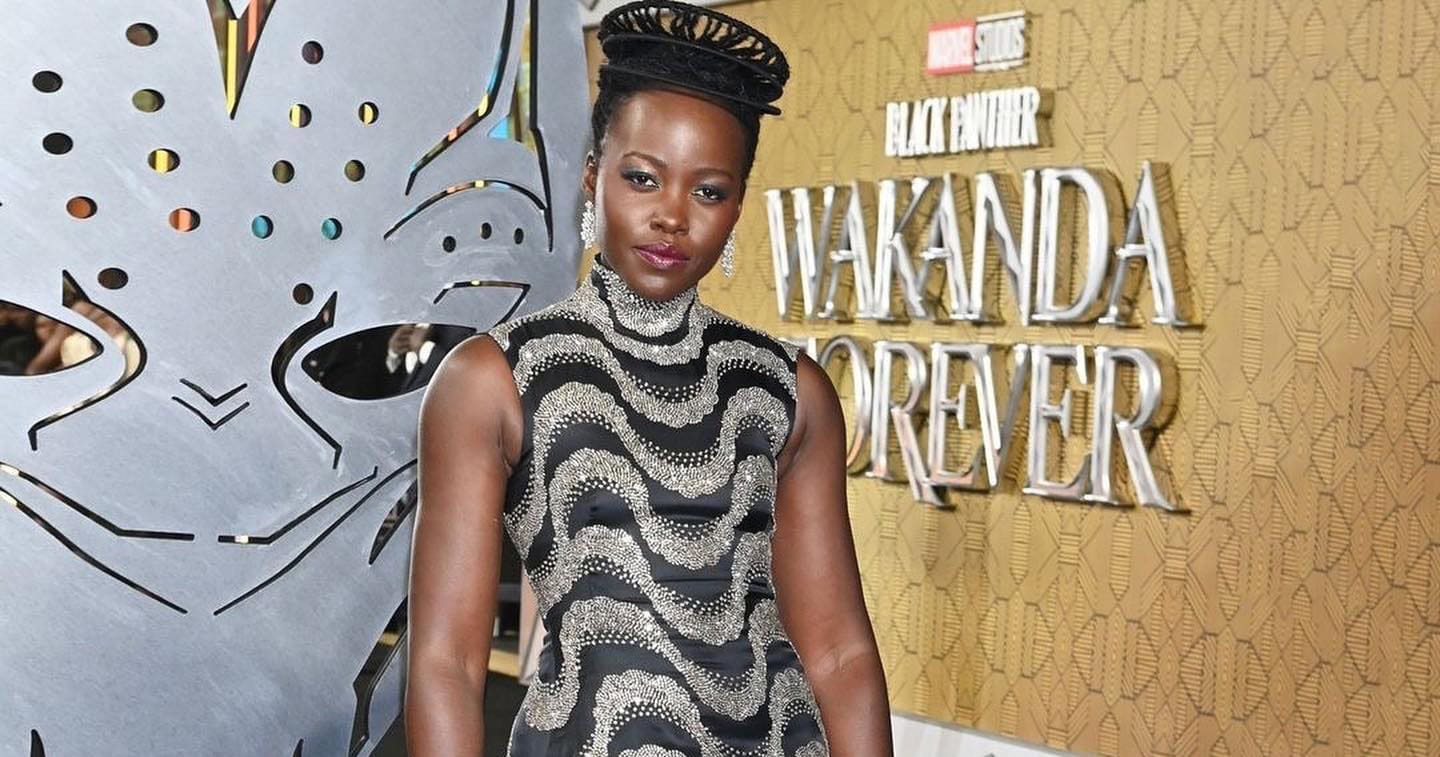 watch-oscar-winner-actress-aces-pakistani-saree