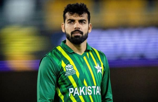 Shadab Sign Shadab Khan