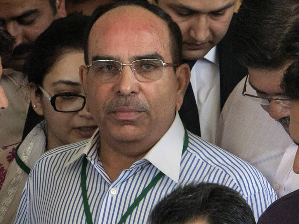 Malik Riaz s message to powers that be is loud and clear – over my dead ...