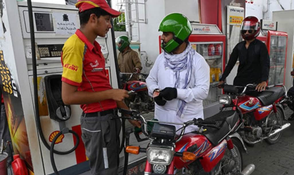 Pakistan likely to jack up Petrol Price by Rs100/Litre as subsidy burden explodes