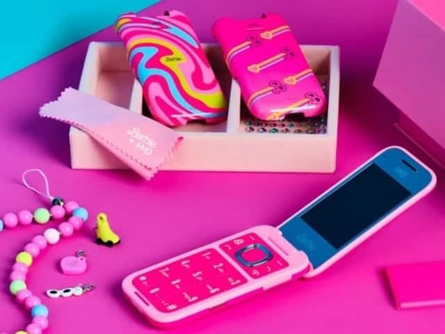 Nokia barbie themed phone