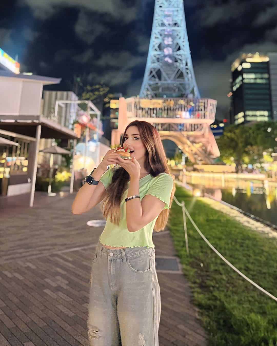 Jannat Mirza Celebrates Her Birthday In Japan See Pictures jannat-mirza-celebrates-her-birthday-in-japan-see-pictures
