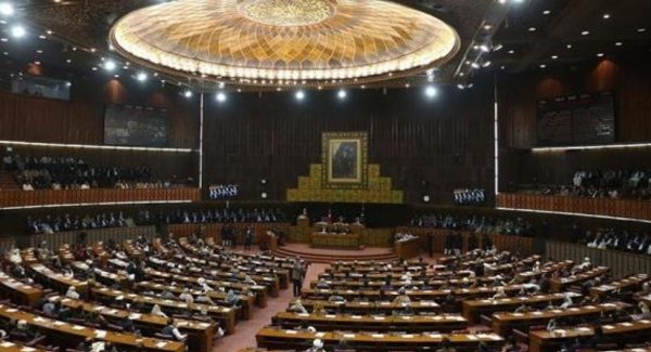 Pakistan Govt Moves To Introduce Chief Justice Tenure Amendment In Parliament Today