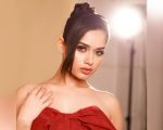 Jannat Zubair Raises Temperature With New Bold Pictures