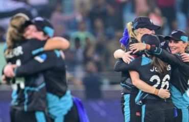 New Zealand Beat South Africa To Clinch Icc Womens T20 World Cup Trophy