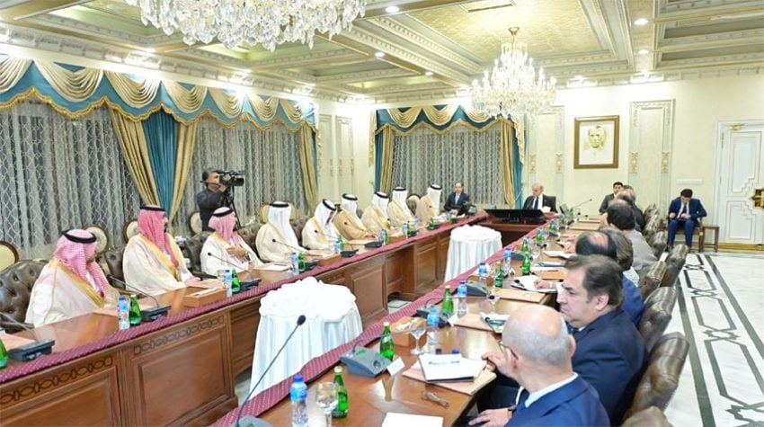 Pakistan Saudi Arabia Sign Mous Worth 2 2b In Various Sectors