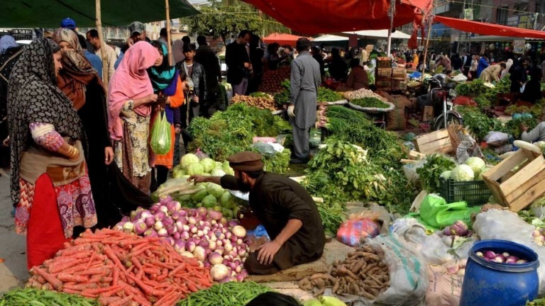 Pakistans Inflation Drops To 6 9 Lowest Since 2021