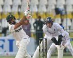 Pakveng Day 1 Pakistan Win Toss Choose To Bat First Against Confident England