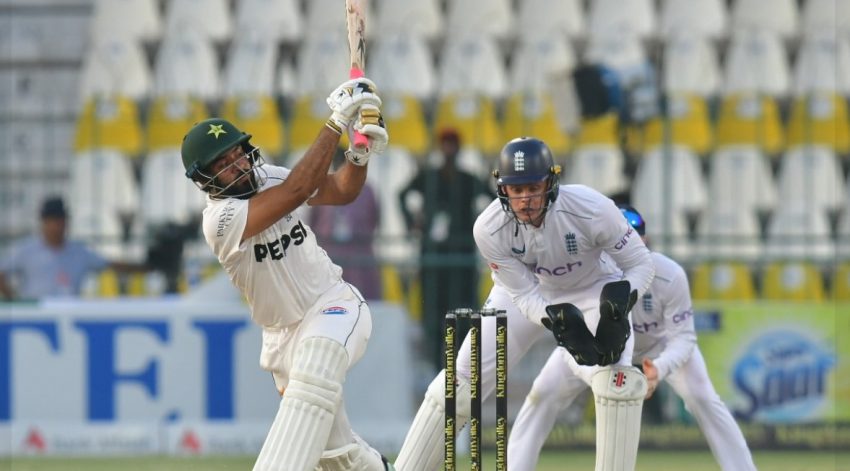 Pakveng Day 1 Pakistan Win Toss Choose To Bat First Against Confident England