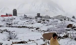 Roads Leading To Naran Babusar Top Gilgit Closed Due To Snowfall