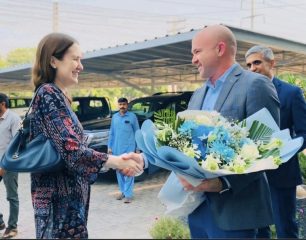 Us Consul General Hawkins Vows To Collaborate With Stewart Pakistan