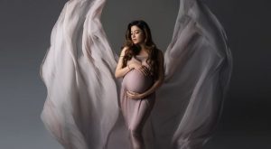 Aymen Saleem Flaunts Her Baby Bump In Glamorous Shoot