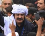 Pti Workers Confront Cm Gandapur Over D Chowk Standoff