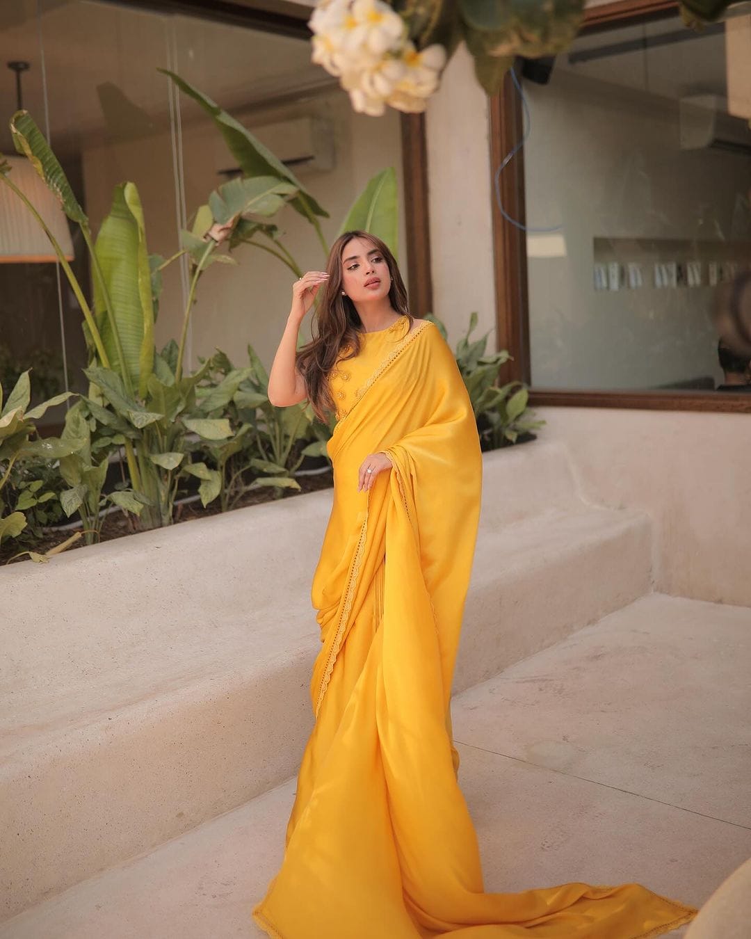 Saboor Aly Raises Temperature In Backless Saree Fans React To Pictures 