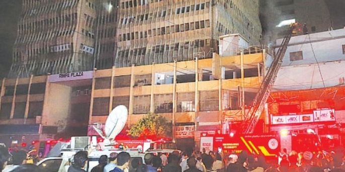 Fire Erupts At Rimpa Plaza In Karachi