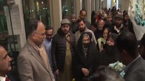 Over 300 Pakistanis Stranded In Syria Return Home On Special Plane