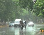 Weather Update Lahores First Winter Rain Brings Chill In Punjab Capital