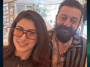 Mehwish Hayat Sanjay Dutts Selfie Sparks Rumours Of Collaboration