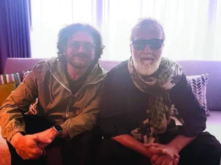 Pakistani And Indian Music Legends Meet In Dubai