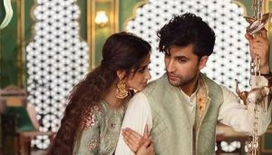 Sajal Aly Ahad Raza Mirs Emotional Reunion At Award Show Leaves Fans Heartbroken