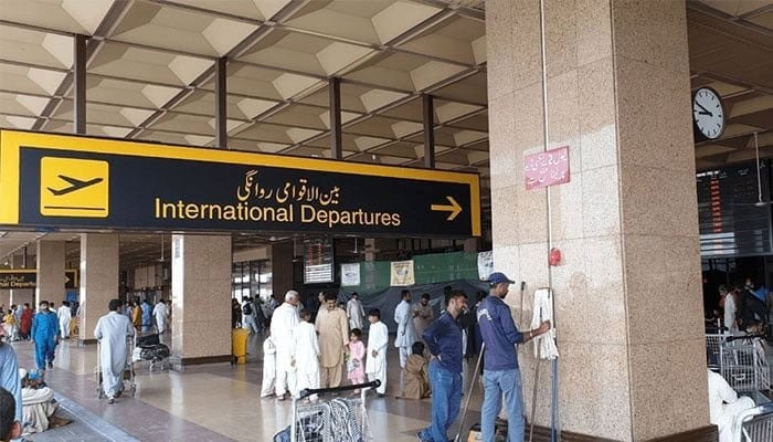 86 Passengers Including 7 Study Visa Holders Offloaded At Karachi Airport