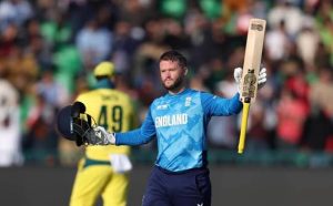 Ben Ducketts Historic Ton Push England To Big Total Of 351 Over Australia In Champions Trophy