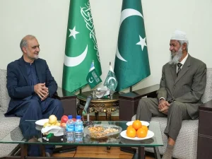 Dr Zakir Naik Arrives In Pakistan Meets Hafiz Naeem Ur Rehman In Mansura