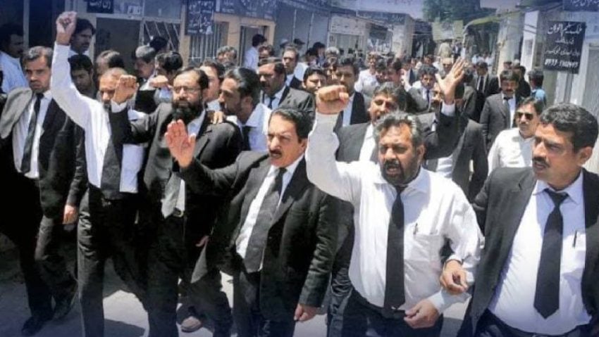 Lawyers Strike In Islamabad Over Controversial Transfers Of Ihc Judges