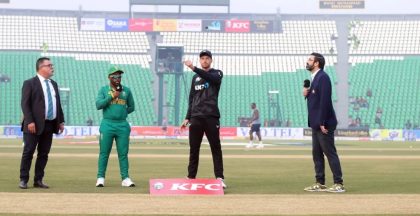 New Zealand Win Toss Opt To Field First Against South Africa In Tri Nation Series