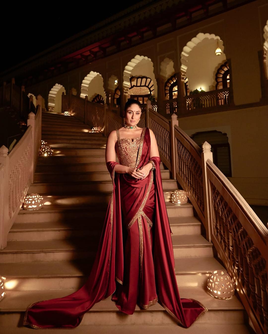 Kareena Kapoors Iifa 2025 Saree Look Goes Viral Pictures Inside 