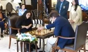 Young Player Mehak Checkmates Sindh Cm In Chess Match