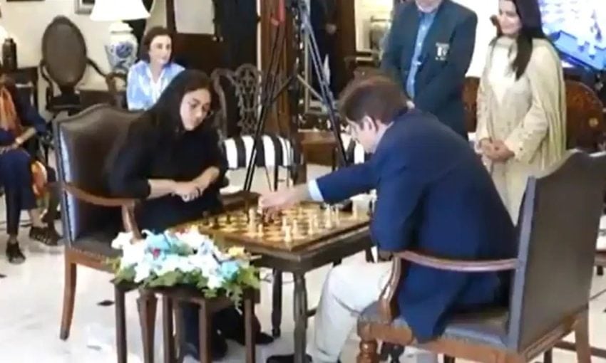 Young Player Mehak Checkmates Sindh Cm In Chess Match