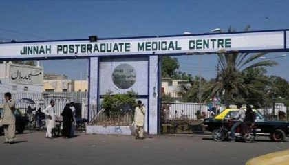 Five Injured As Two Groups Of Young Doctors Clash At Jinnah Hospital