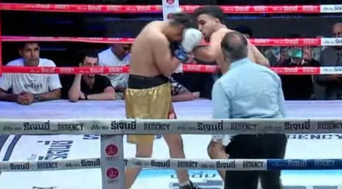 Pakistans Shaheer Afridi Defeats Indian Rival In Thailand Boxing Match