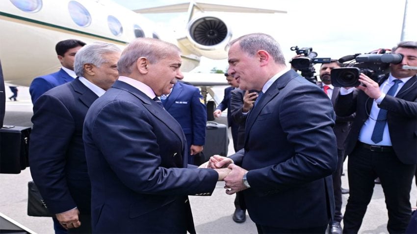 Pm Shehbaz Arrives In Azerbaijan To Attend Trilateral Summit
