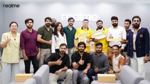 Realme Opens Pakistans First Combined Sales Service Store At Dolmen Mall Lahore