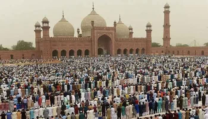 Eidul Azha 2025 Prayer Timings Announced For Major Mosques In Lahore