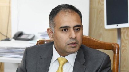 Minister Denies Fuel Shortage Rumours In Pakistan