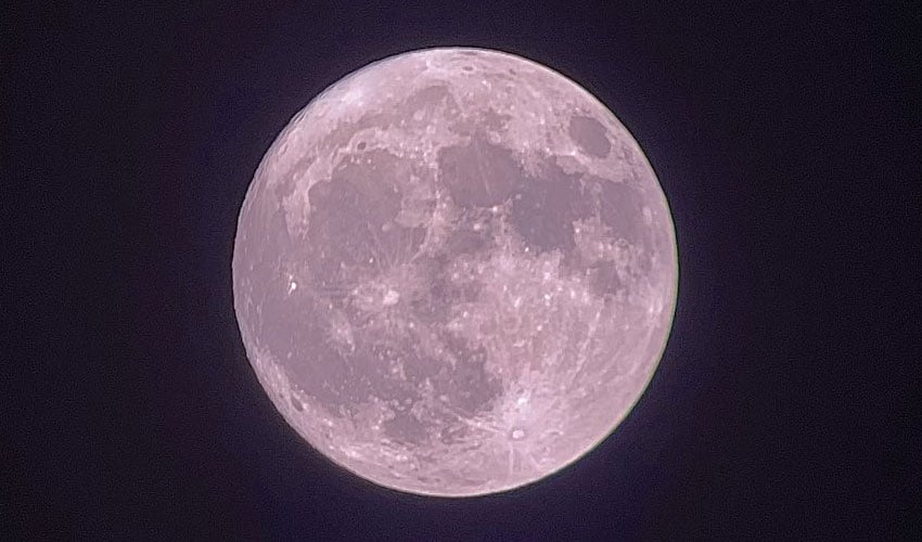 Uae Witnesses Rare Lunar Event As Strawberry Moon Appears