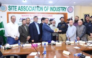Alvi Urges Stronger Coordination Between Police Industrial Community