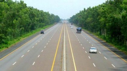 Fir Filed Against Man For Illegally Crossing Motorway On Foot In Lahore