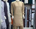 Karachi Citizen Moves Court Against Ban On Shalwar Kameez In Restaurant
