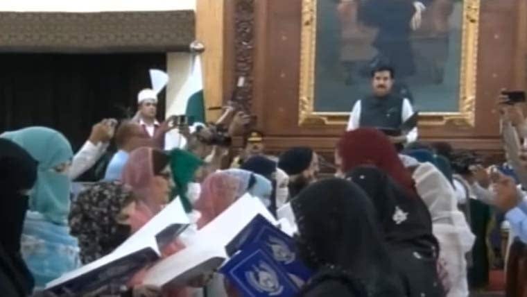 Kp Governor Administers Oath To 25 Mpas On Phc Orders